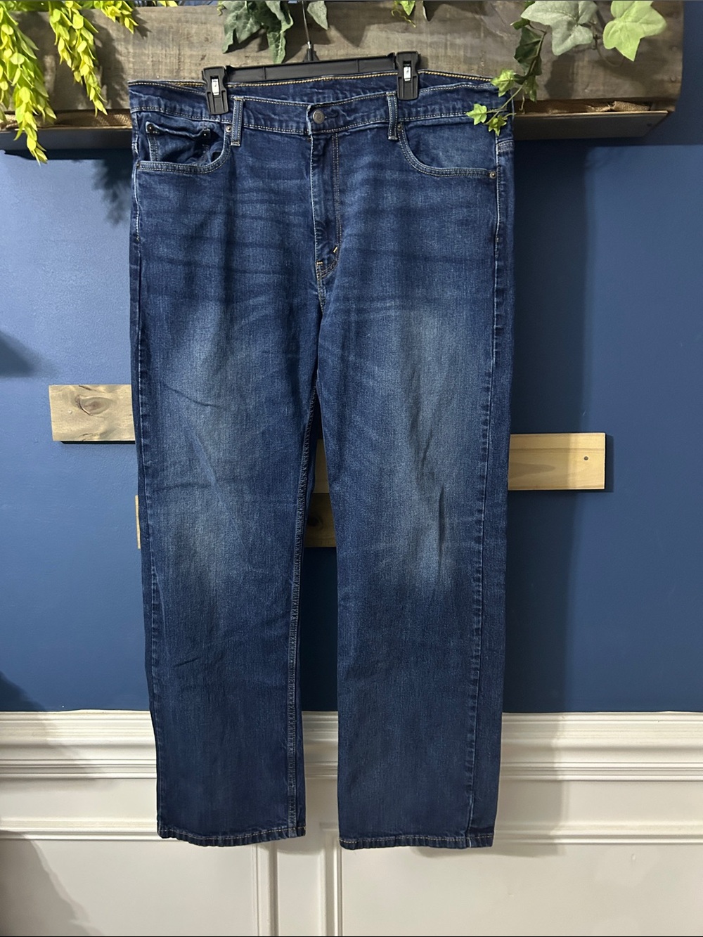 Levi Strauss 569 Waterless Straight Leg Men's Jeans in Medium Blue Wash Size 40